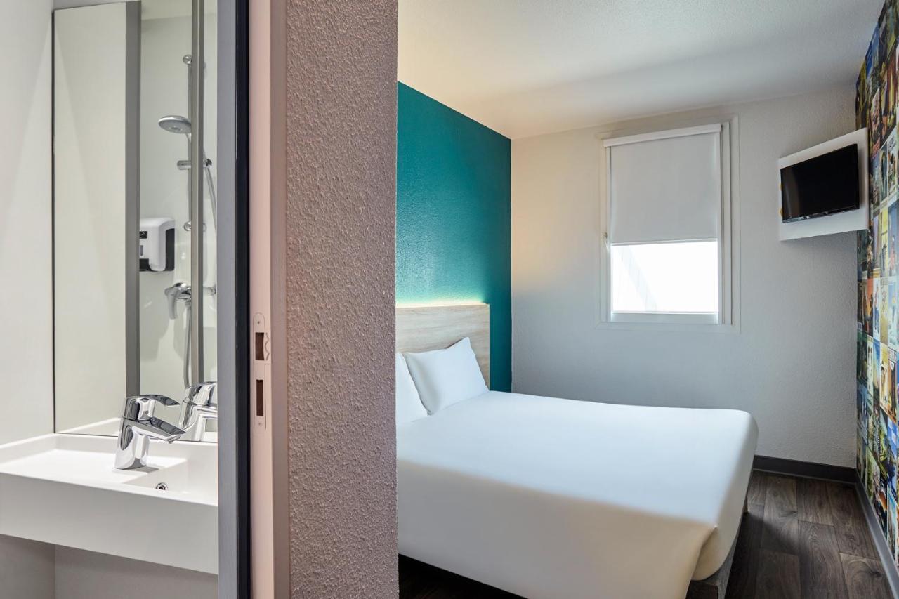 Hotelf1 Calais Coquelles Exterior foto